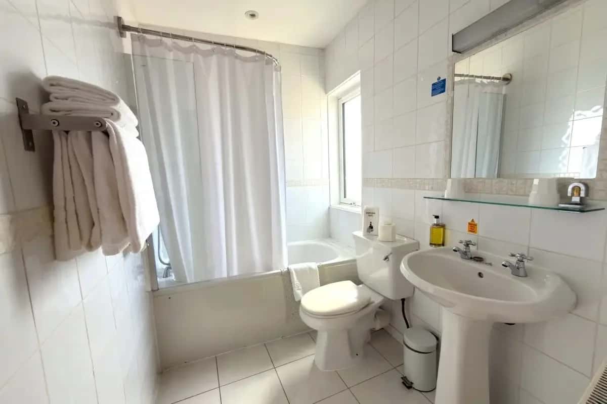 Cozy Double Room with King sized bed at The Angus Hotel Blairgowrie