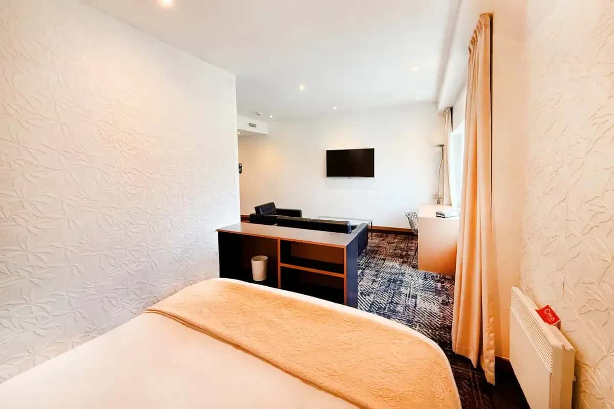 Executive Suite in Citrus Hotel Cheltenham