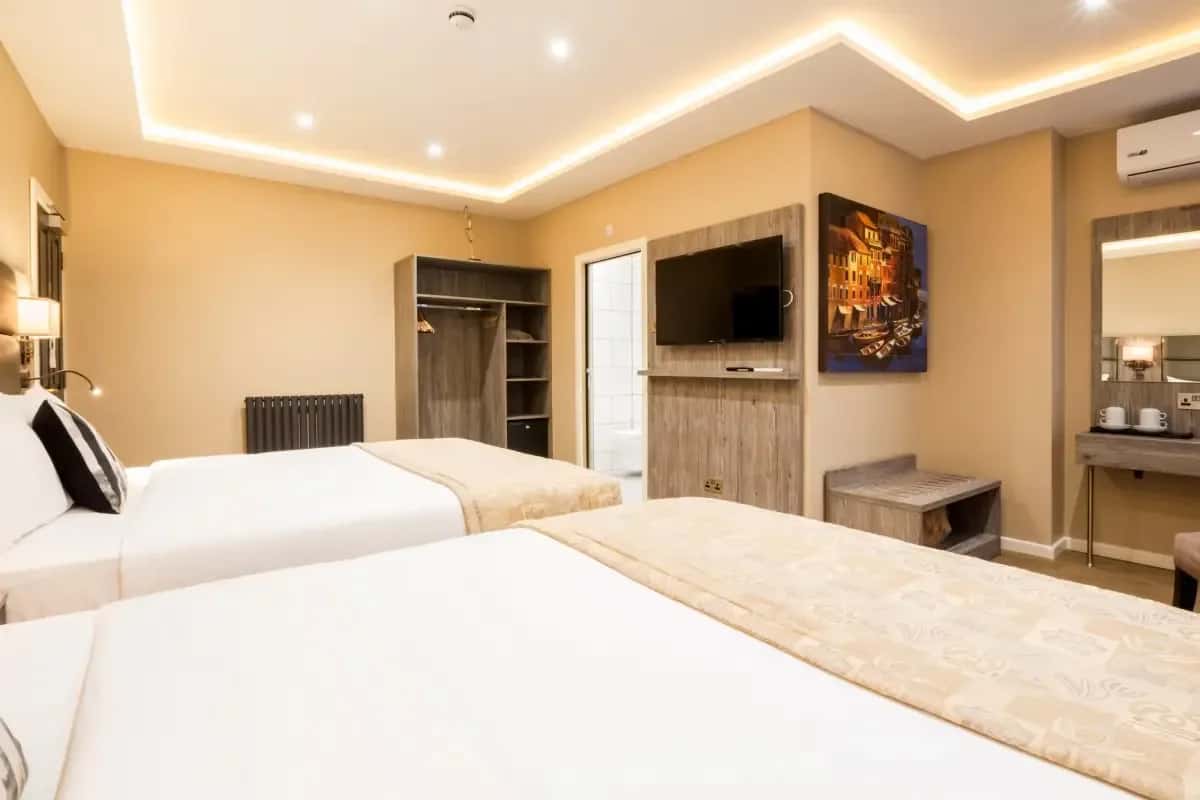 Family Room at The Arosfa Hotel London