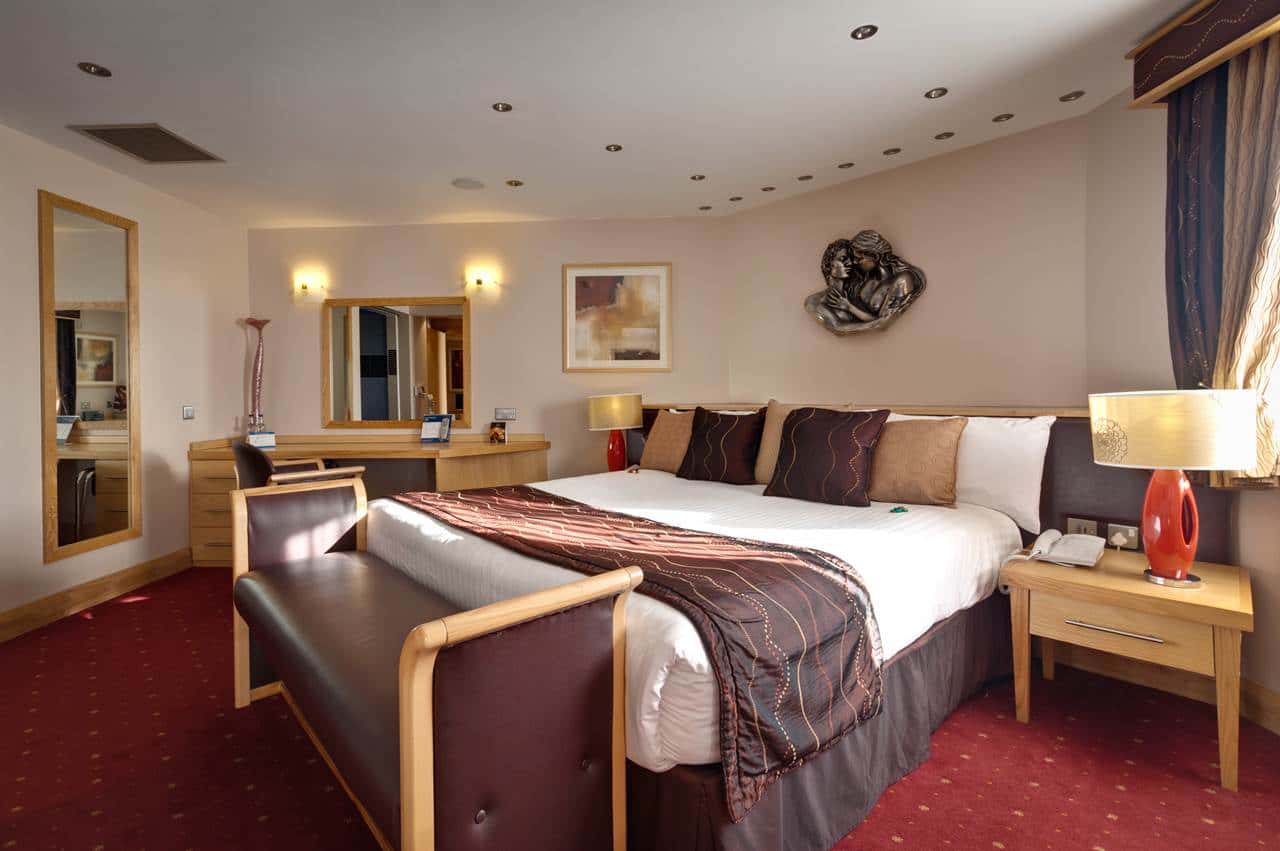 compass hospitality management service