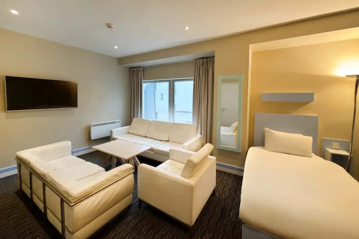 Quad Room in Citrus Hotel Cheltenham