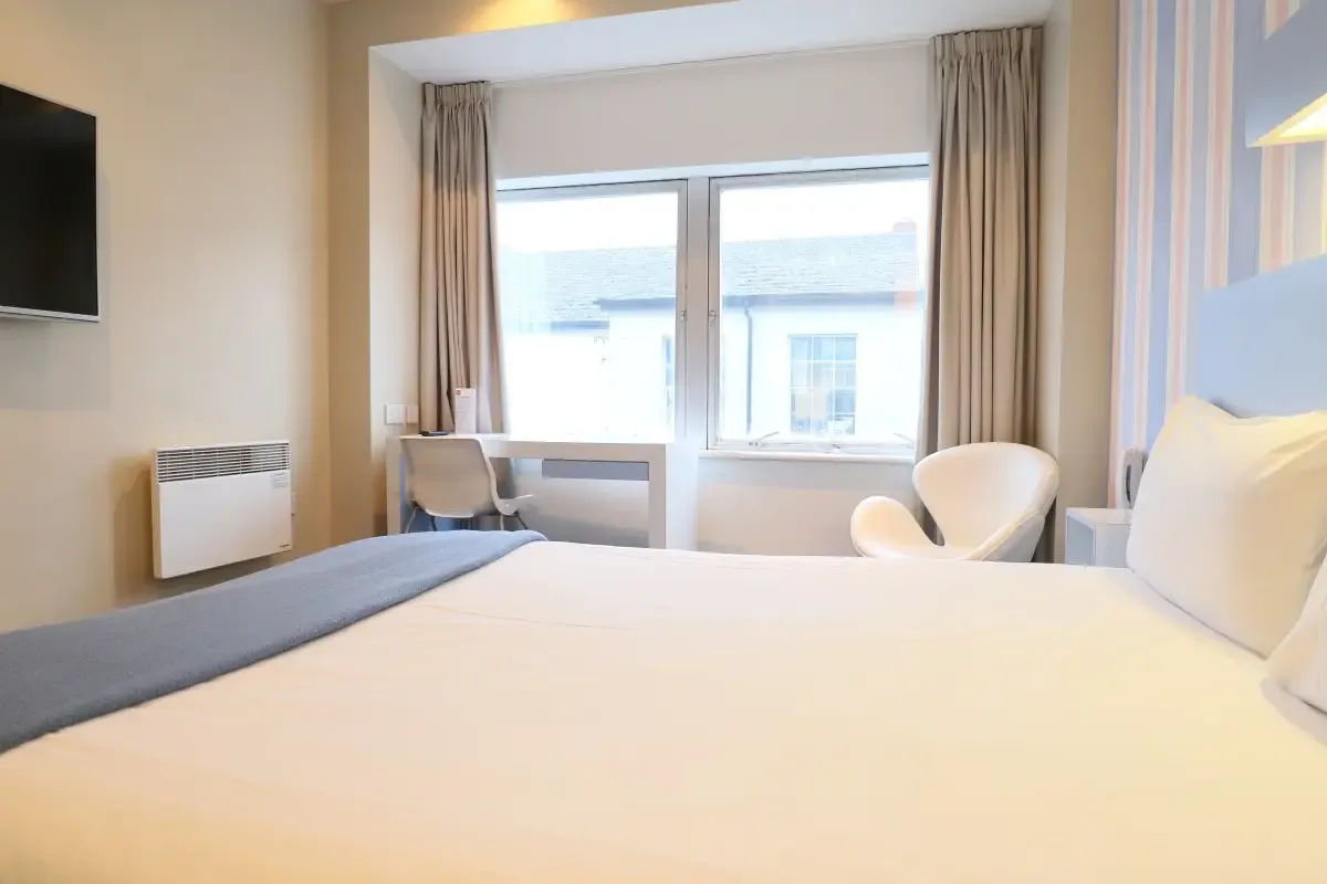 Standard Double Room in Citrus Hotel Cheltenham