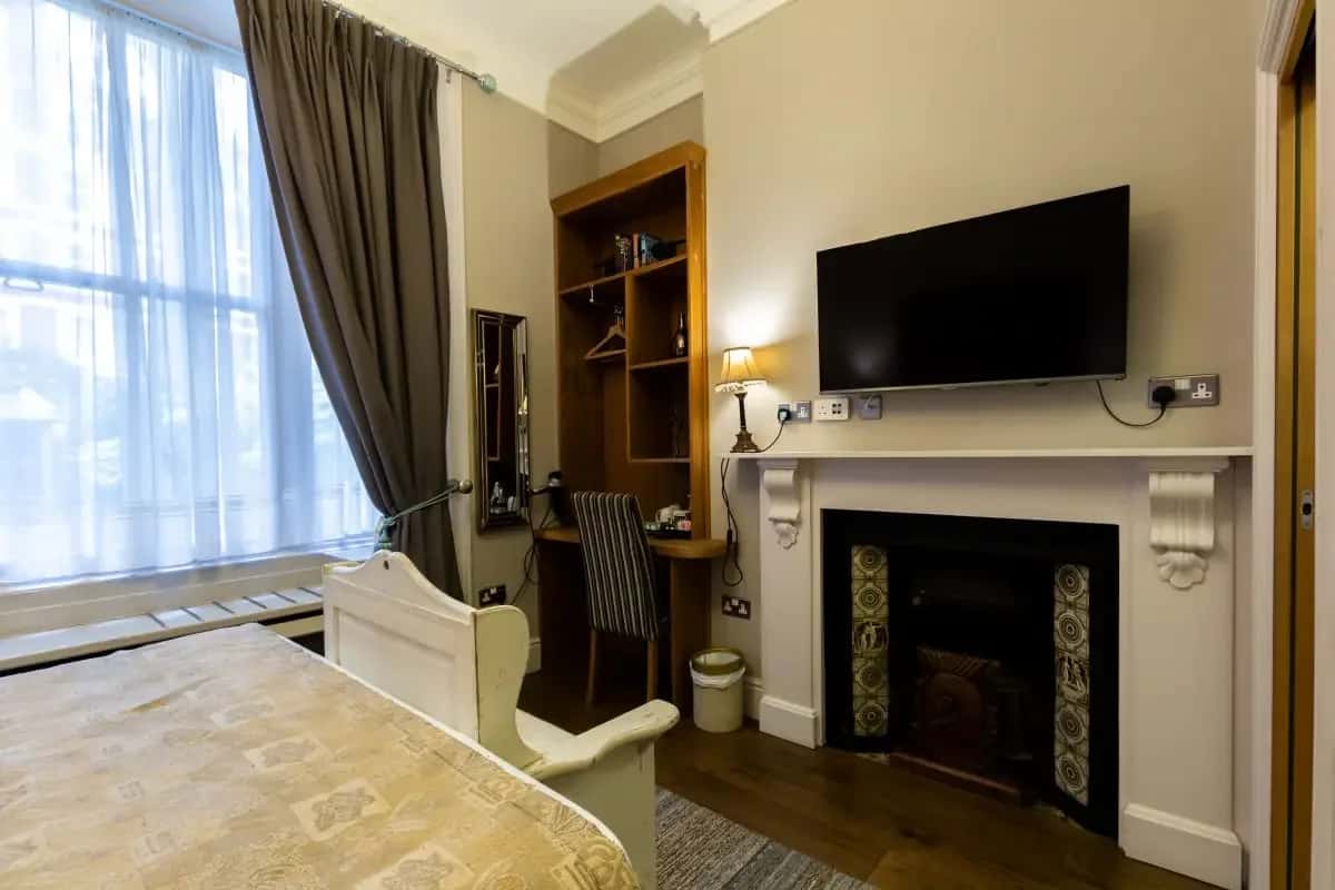 Superior Double Room at Arosfa Hotel London