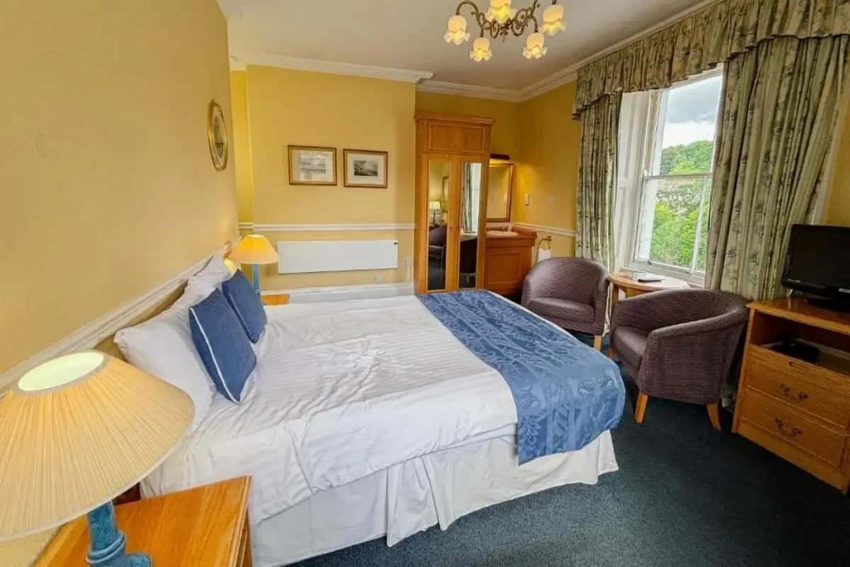 Superior Double Room at The Hand Hotel Llangollen