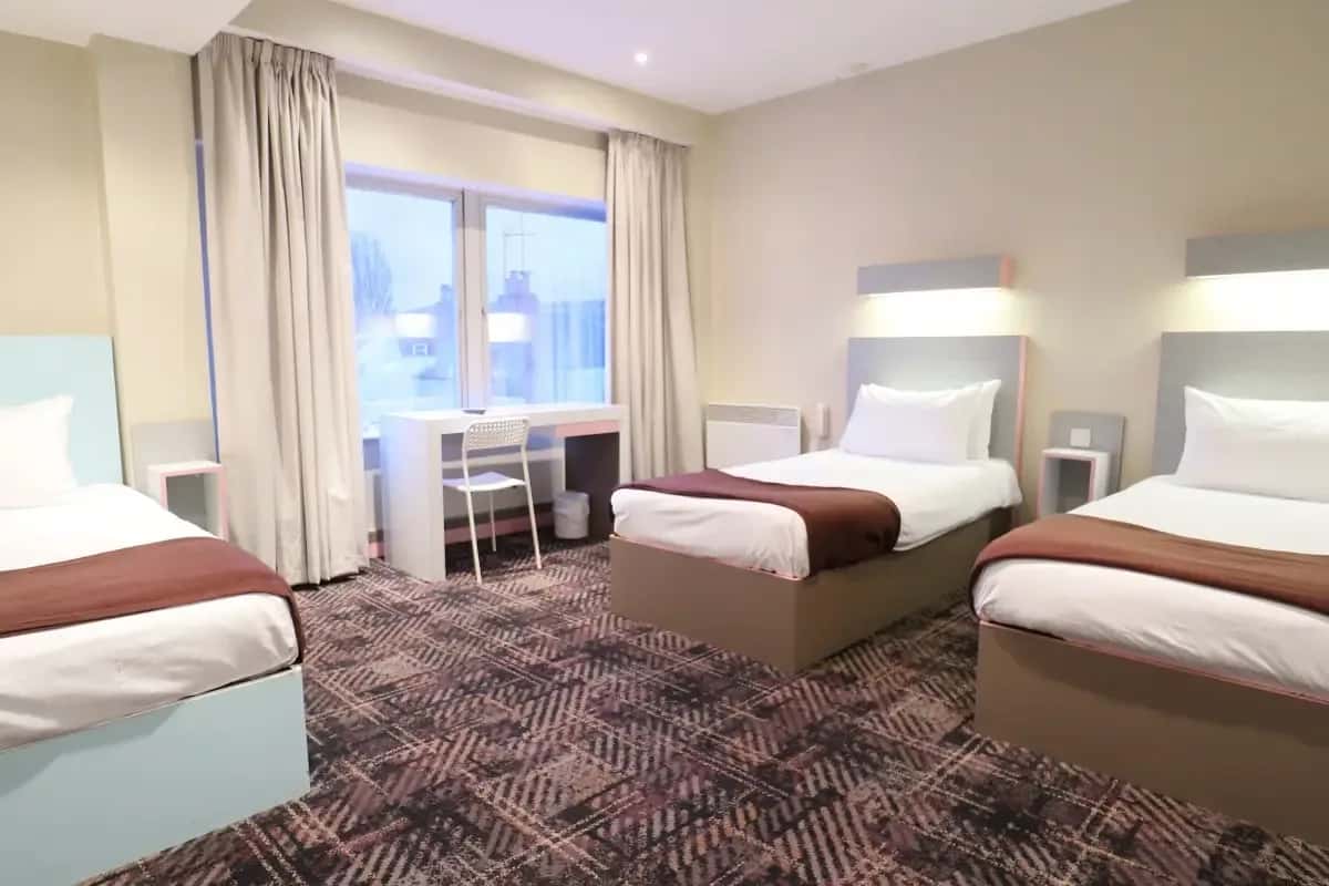 Triple Room in Citrus Hotel Cheltenham