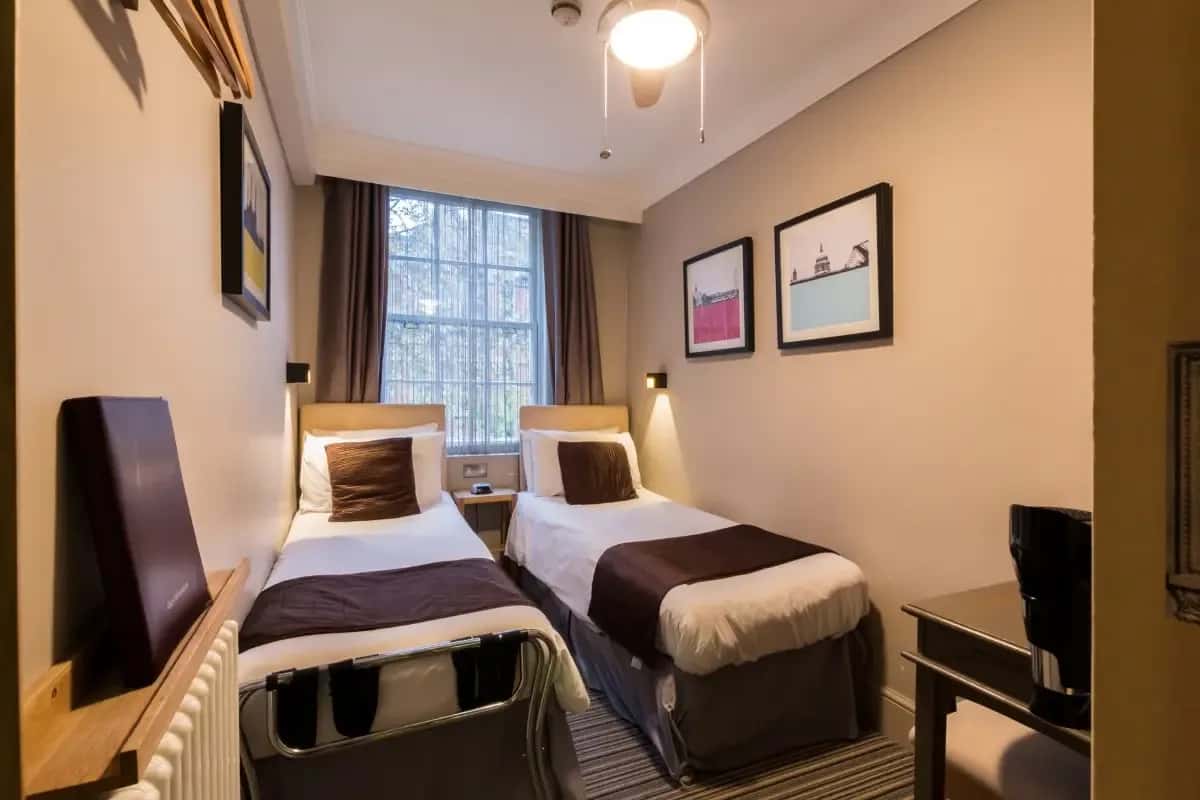 Twin Room at Arosfa Hotel London