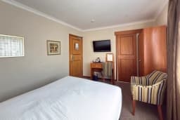 Cozy Double Room with King sized bed at The Angus Hotel Blairgowrie