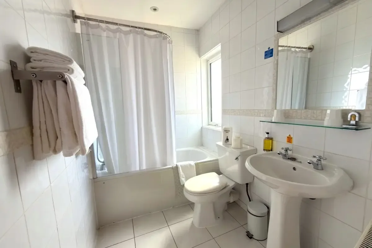 Cozy Double Room with King sized bed at The Angus Hotel Blairgowrie