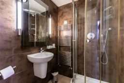 Double Room at Arosfa Hotel London