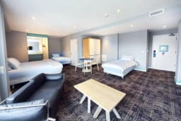 Family Studios in Citrus Hotel Cheltenham