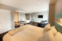 Family Studios in Citrus Hotel Cheltenham