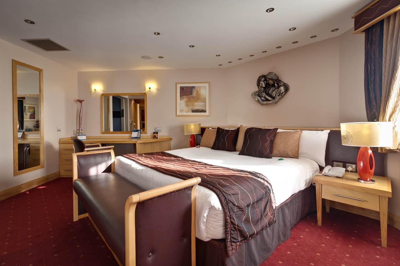 compass hospitality management service