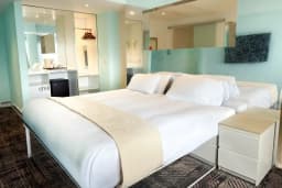 Penthouse in Citrus Hotel Cheltenham