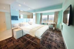 Penthouse in Citrus Hotel Cheltenham