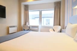 Standard Double Room in Citrus Hotel Cheltenham