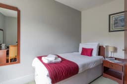 Standard single room in Dilkhusa Hotel 