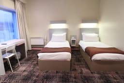 Triple Room in Citrus Hotel Cheltenham