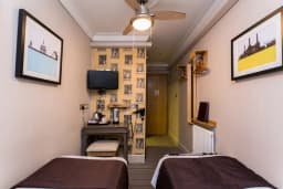 Twin Room at Arosfa Hotel London