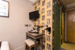 Twin Room at Arosfa Hotel London