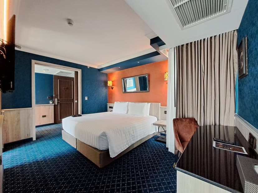 The Coach Hotel Bangkok